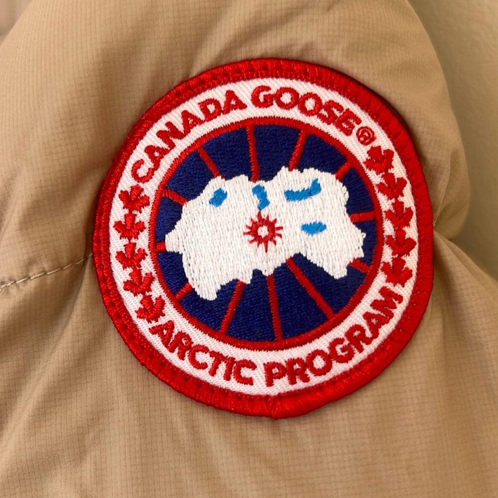 Canada Goose Two-Tone Parka - Tan and Black - Picture 6 of 9